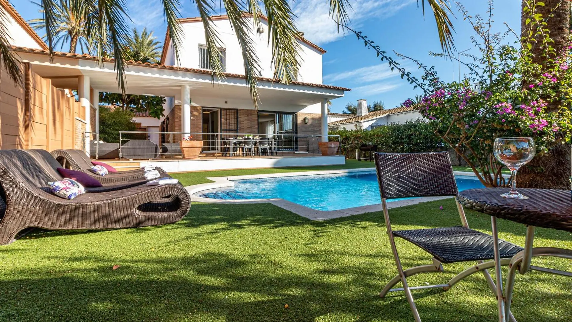 Jouvacations Villa Sun Pani Ampuriabrava