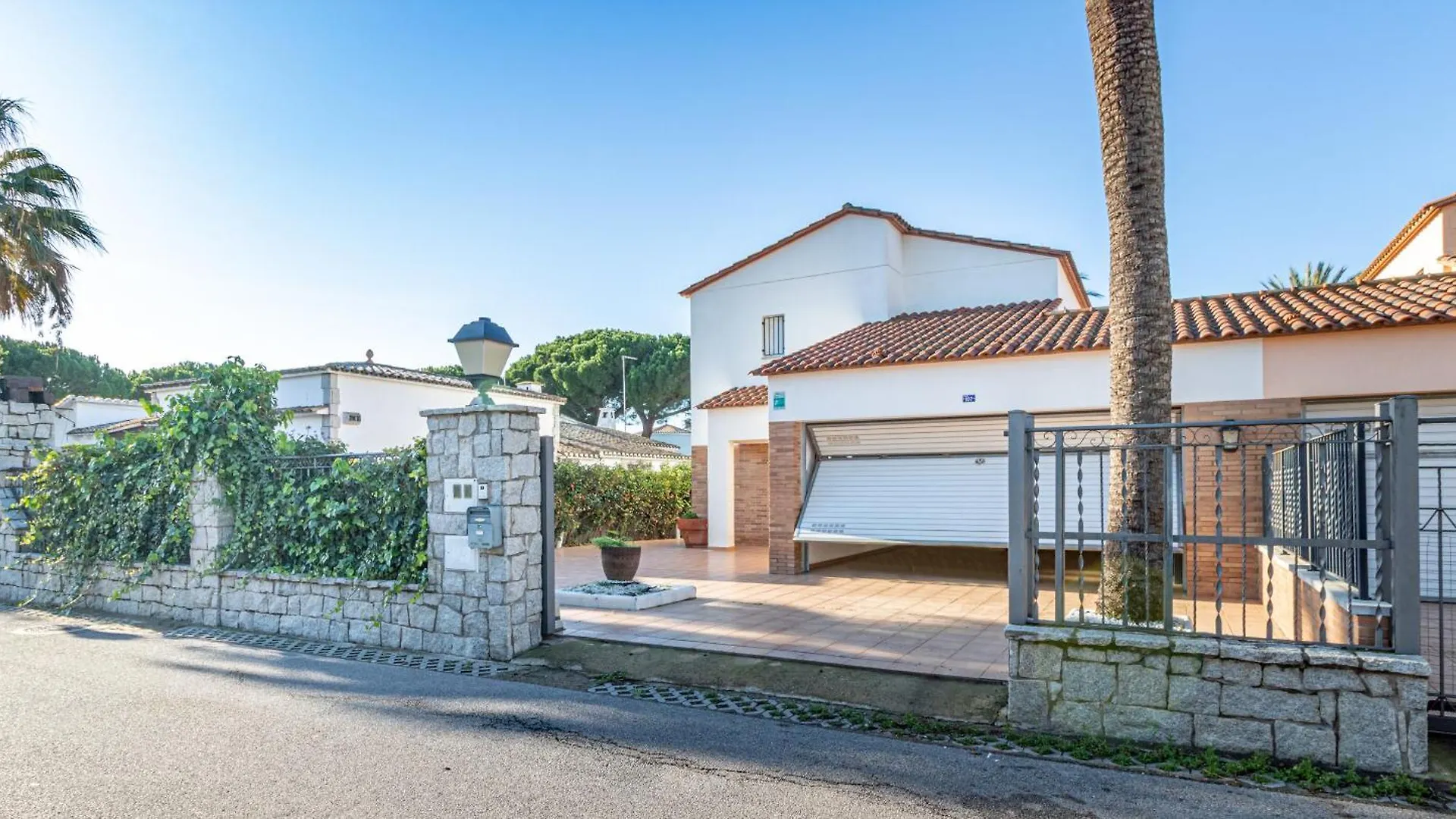Jouvacations Villa Sun Pani Ampuriabrava España